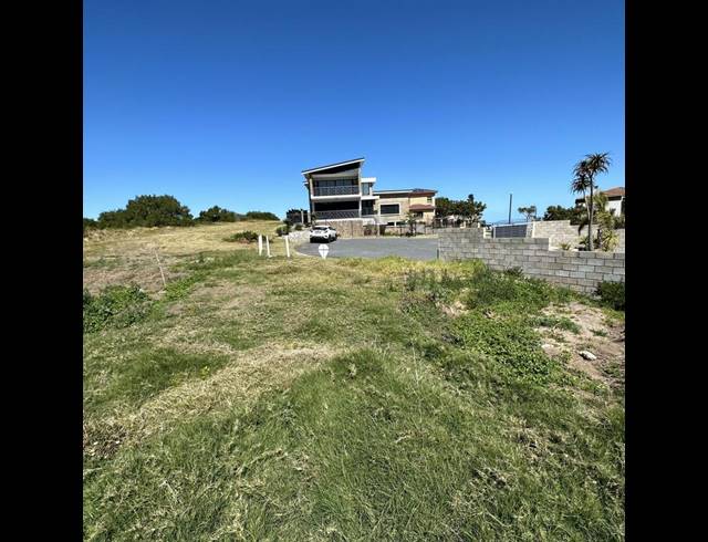 LAND FOR SALE IN PIENAARSTRAND